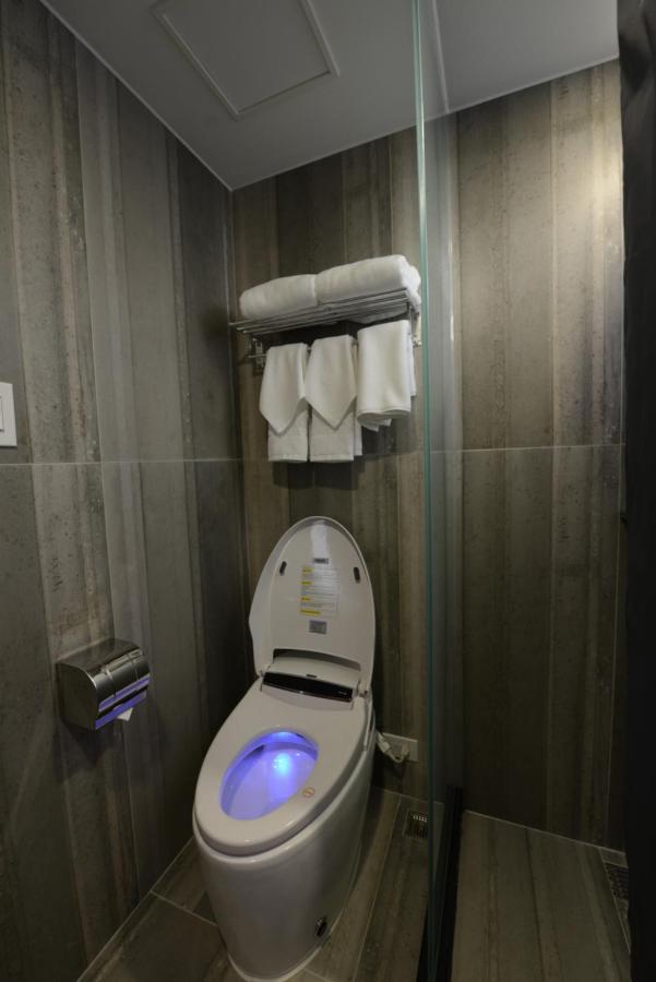 Hotel Wyndham Garden Guam Tamuning Esterno foto